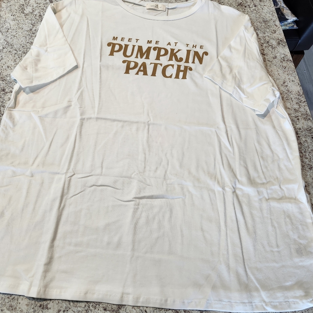 MEET ME AT THE PUMPKIN PATCH TEE🍁 - Picture 6 of 7